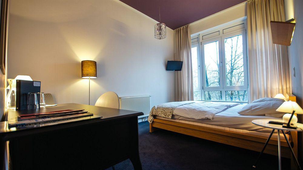 Midi Inn Parkhotel Mitte Berlin Exterior photo