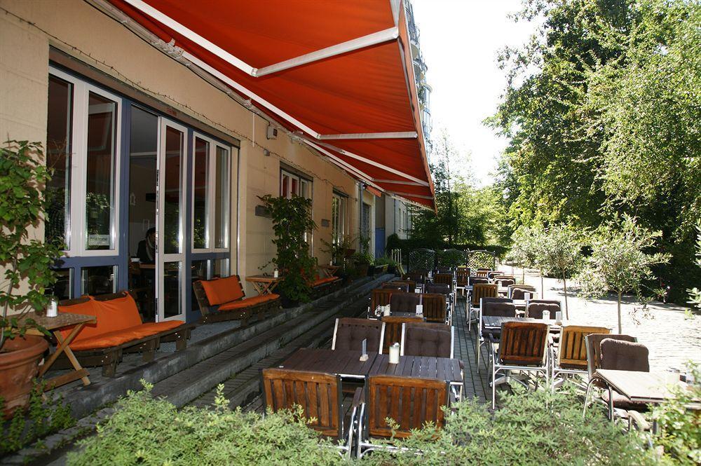 Midi Inn Parkhotel Mitte Berlin Exterior photo