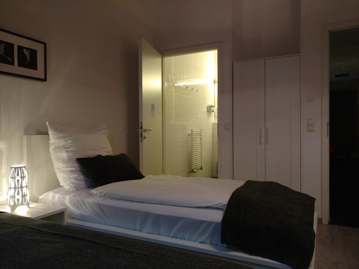 Midi Inn Parkhotel Mitte Berlin Exterior photo