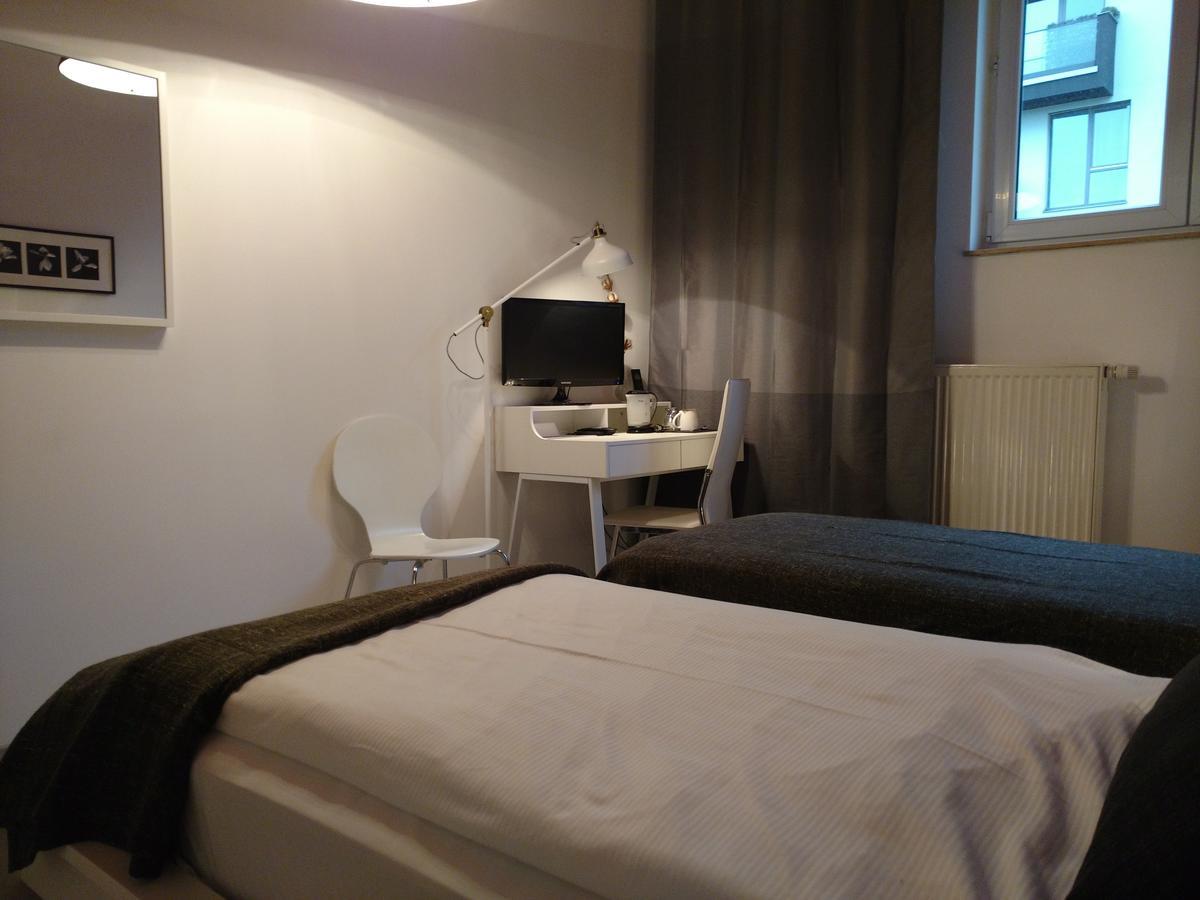 Midi Inn Parkhotel Mitte Berlin Exterior photo
