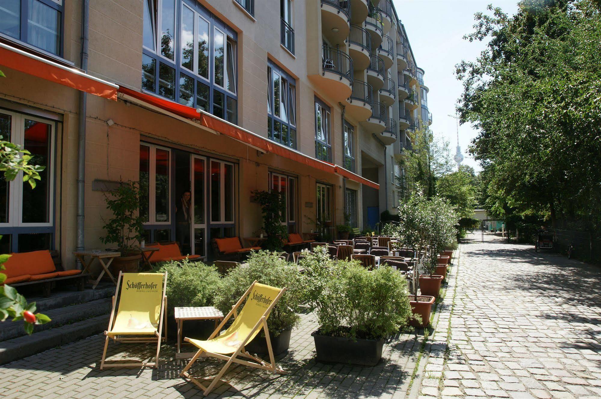 Midi Inn Parkhotel Mitte Berlin Exterior photo